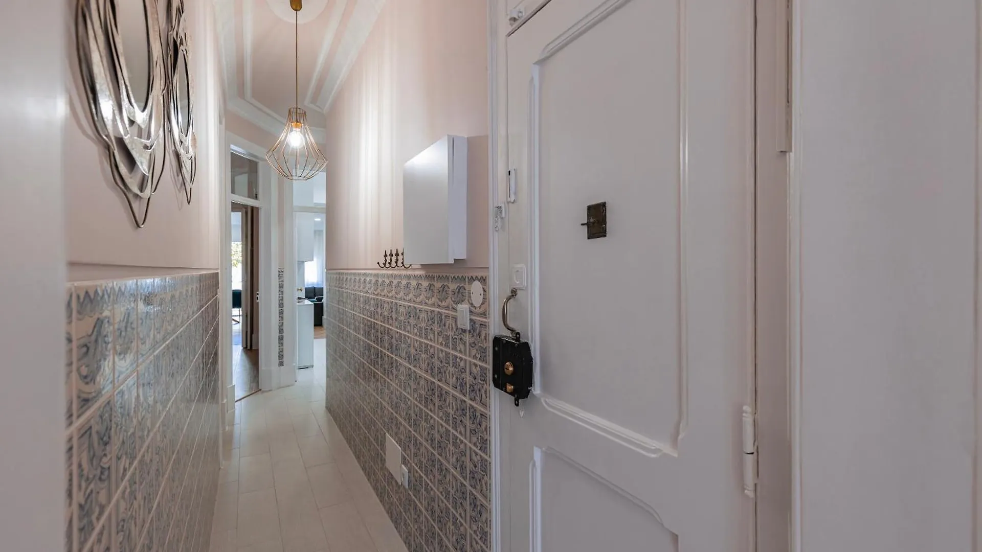 Apartamento Moderno Com Terraco Lisboa Portekiz